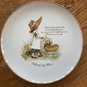 Hollie Hobbie 1974 Mothers Day Porcelain Vtg Plate
